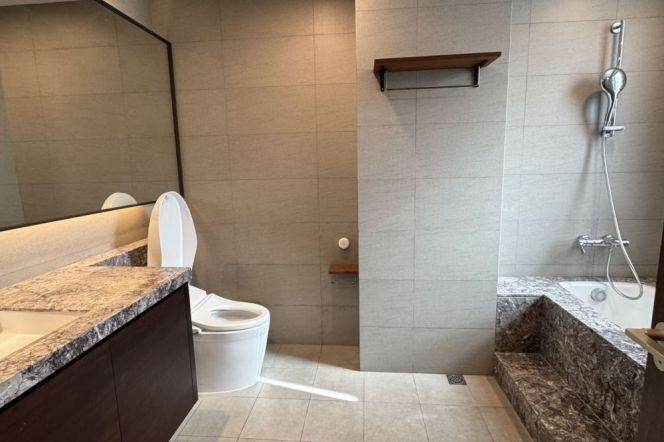 modern duplex 5brs floor heating nice terrace beside Su zhou river 50K