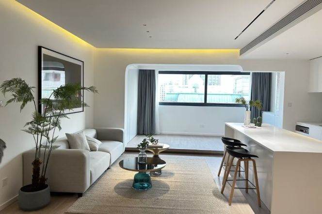 modern big 2brs floor heating open kitchen near line 2,12,13 and Taikoo Hui shopping mall