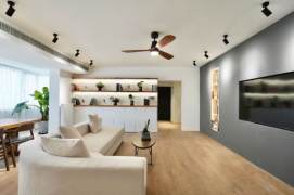 3br,146sqm, balcony, subway L10,11Jiaotong University, 22K