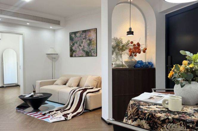 Modern 2Br +floor heating  |0 distance to Caoyang rd  Mt | Storage 13.2K