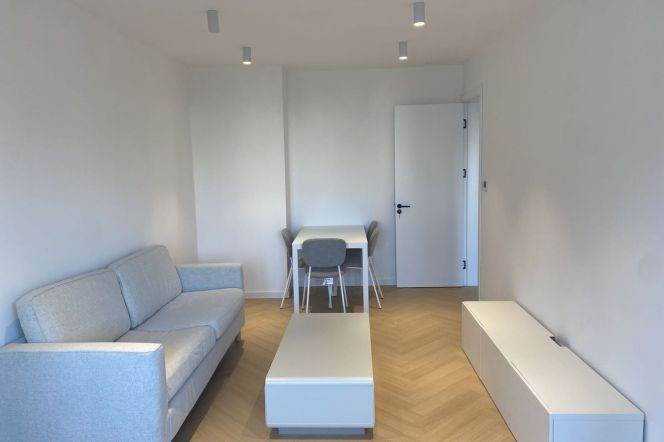 Prime Location Elevator 1Br/2Lr/1Bt@L1/7 Changshu Rd Station 