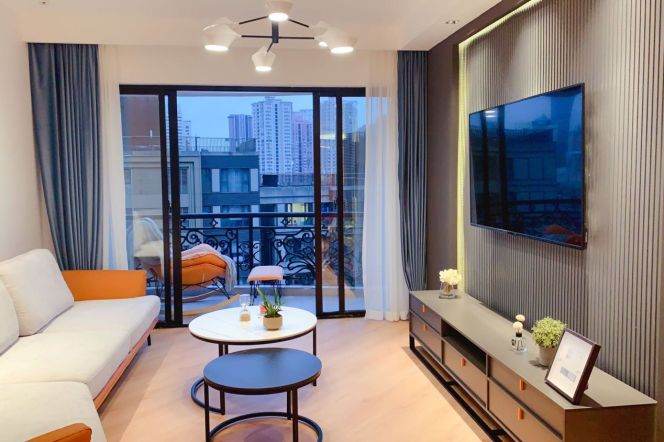 Jing'an Temple/Jiangsu Rd/Wuding Rd /3br2bt/central AC/floor heat/oven/dishwasher/balcony