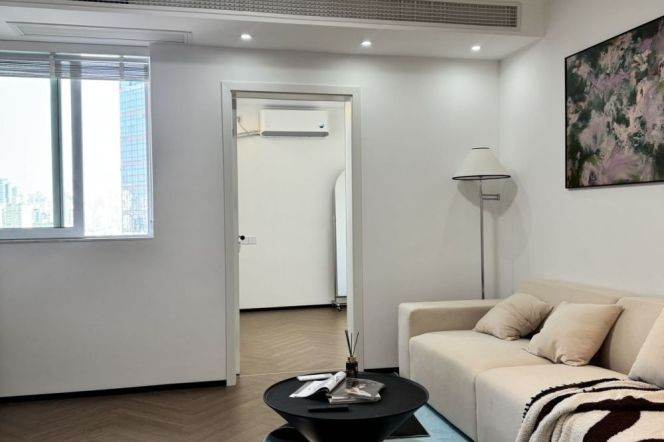 Modern 2Br +floor heating  |0 distance to Caoyang rd  Mt | Storage 13.2K