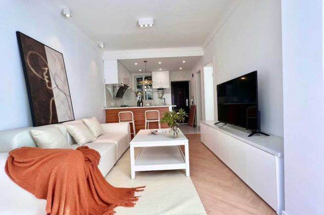 Outdoor yard,big living room,Central AC,oven,close to Jiaotong University