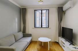 Nice location 1 br in Old XuHui, easy to WuKang Building .L10 Shanghai Library st. + JiaoTong U