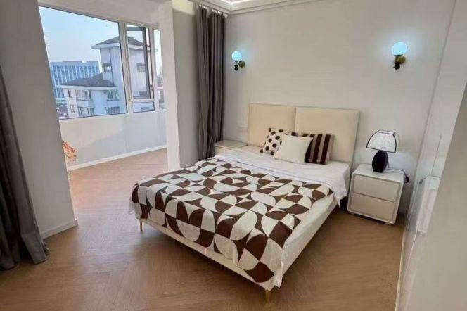 Jinshajiang station spacious 3br2bt in nice compound with 16.5k