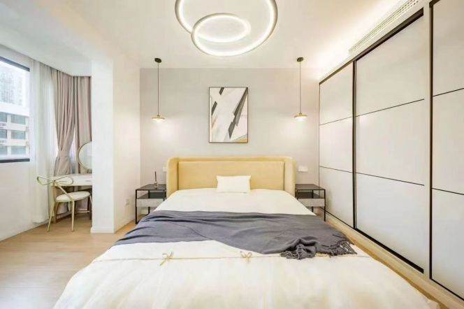  2BR near Zhongshan Park Metro with Floor Heating.Prime Layout in Changfeng mansion