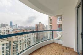  Stylish 3br with balcony + Floor heating  @ Putuo L11&13 