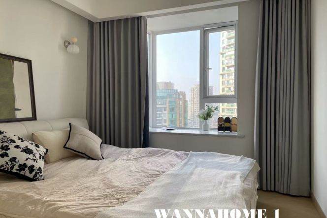 Awesome View+Big Balcony+Spacious&Bright&Modern 3Bdrs 2Baths/W Nanjing Rd CBD+Top Compound