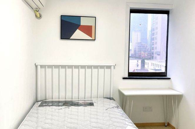 Nice Cozy Room Shared Apt Near Line 2/13 West Nanjing Road 