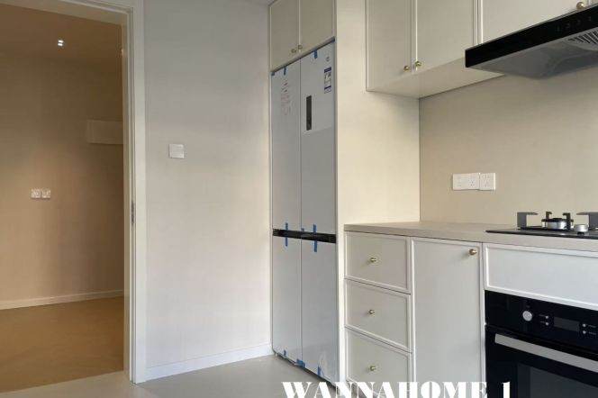 Top Compound+Modern&New&Spacious 3Bdrs 2Baths+L7 Chang Ping Rd+2 Open Balconies 