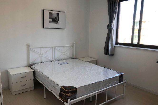 Master Bedroom with Beautiful View Privat Bathroom