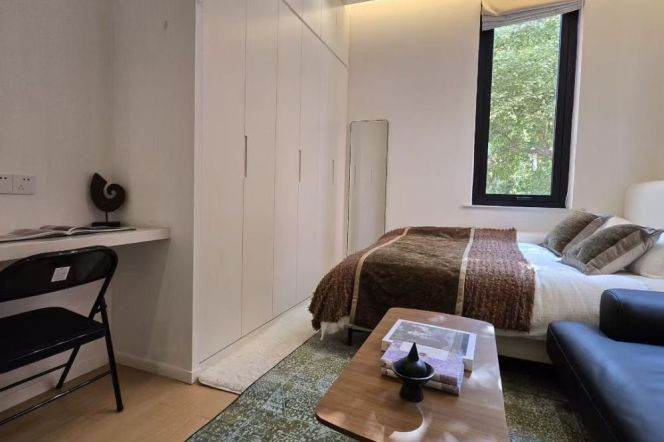 1 BDR | Jing'an | Line 7 Changpin Rd