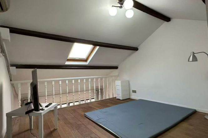 Bright 2Brs/1Lr/1Bt apt nr Changshu rd,M1/7