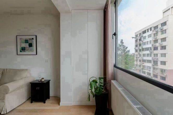 Modern designed apt Jiaotong university MTR