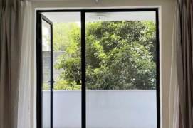 Xingguo/Huashan rd floor heat 2brs apt with balcony; L10