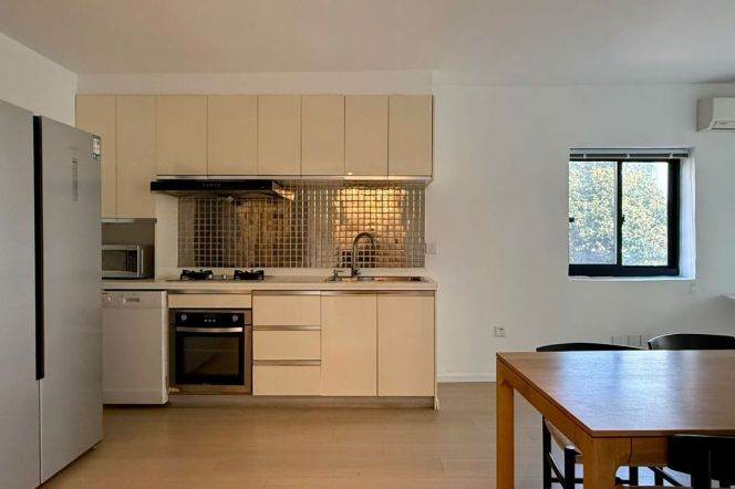 South-facing 2BD @Changshu Road Station