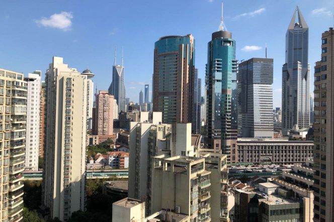 Master Bedroom with Beautiful View Privat Bathroom