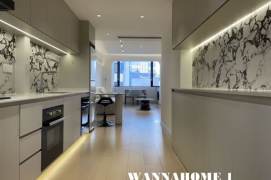Spacious&Modern&Bright 2Bdrs 1Bath Apt+L13 West Nan Jing Rd +Nice View/Great Location