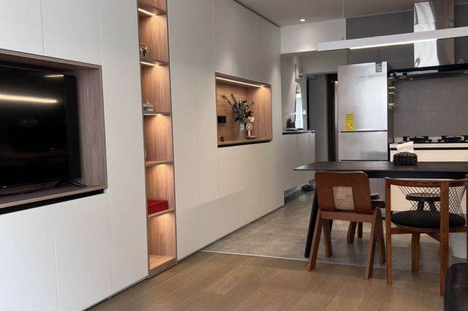 Spacious 1br 2lr/bright room/cozy&quiet,Middle Longhua rd@L12/7