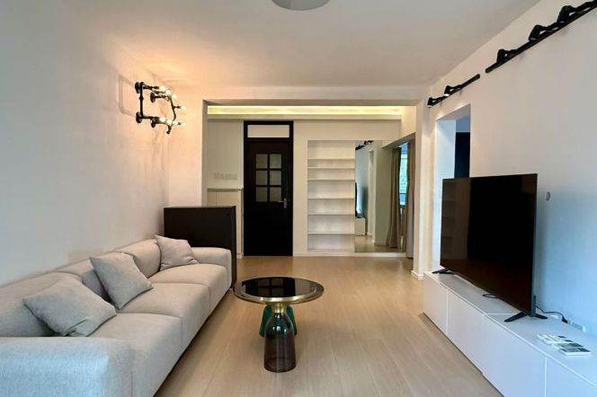 South-facing 2BD @Changshu Road Station