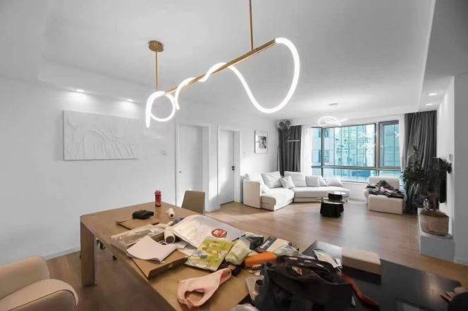 Spacious 3brs&2baths with high rise on Zhaojiabang Road