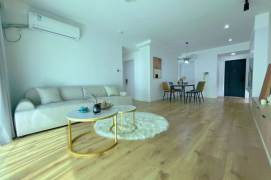  2br, floorheating, dryer, subway L1,3,15 SH Railway & L1,13Caobao, key,14k