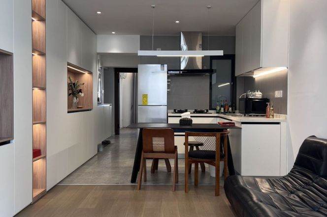 Spacious 1br 2lr/bright room/cozy&quiet,Middle Longhua rd@L12/7