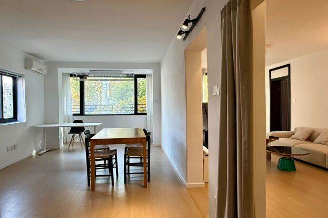 Beautiful green view 2brs&2baths near Changshu Road