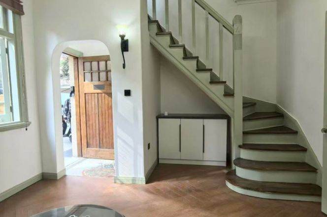 NanYang Rd Lane House