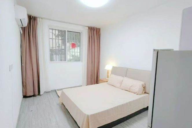 Lovely 1BR bright n cozy w storage near iapm