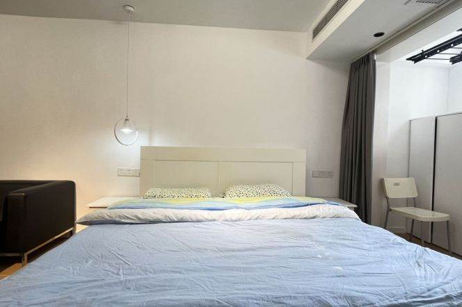 2 brs 7.5K +1 min to L7/L9 zhaojiabang rd station