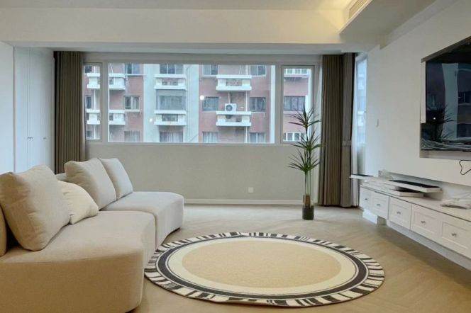 Modern&Spacious 1Bdr 1Bath Apt+L2/3/4 Zhong Shan Park+Big Windows+Large Closets