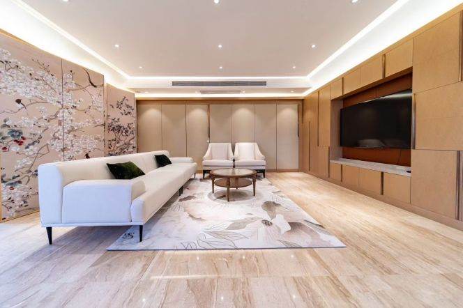 Spacious 3+1brs with huge livingroom near Zhongshan Park