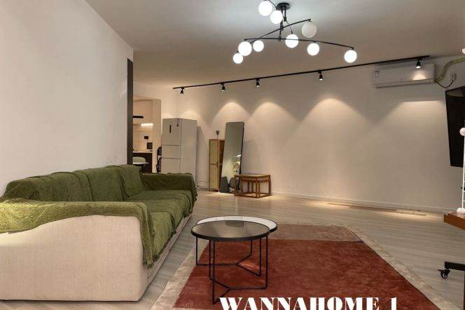 Spacious&Modern Elevator 1Bdr 1Bath Apt+Large Storage+L2/3/4 Zhong Shan Park