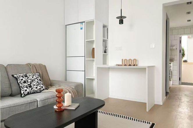 zhongshan park station one bedroom