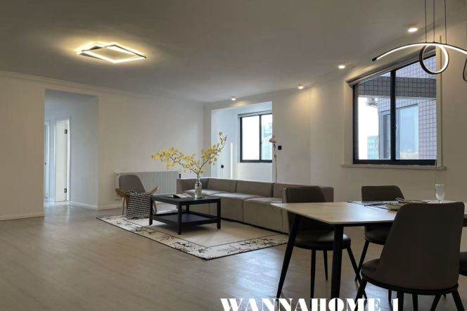Awesome View/Modern&Spacious 3Bdrs 2baths Apt+Jiao Tong Uni.+ L3/4/10 Hongqiao Rd