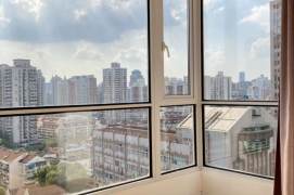 Jing'an  Temple CBD,  Nice view 1br, elevator  ,floor heating central AC 