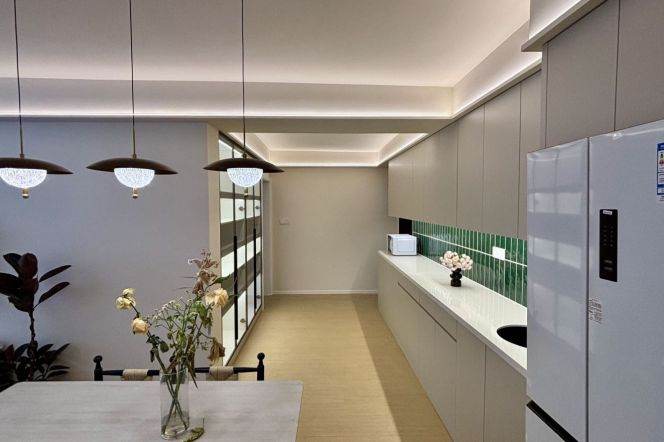 1Bdr 1bath Apt/Modern&Bright&Spacious/ L10/11 Jiaotong University/stairs