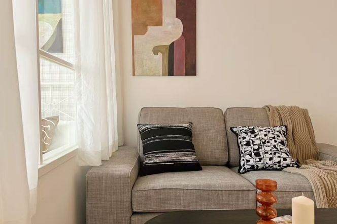 zhongshan park station one bedroom