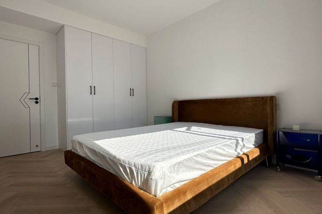 2Br,Cozy,Near Changshou road station,Line 7