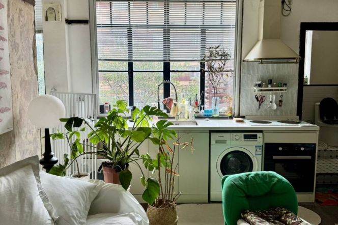 Historical Building 1br near Line 1 Hengshan Road St.