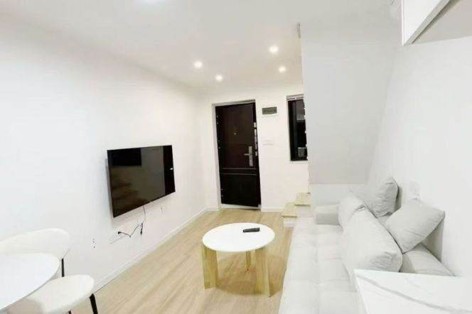 jiangsu rd station one bedroom