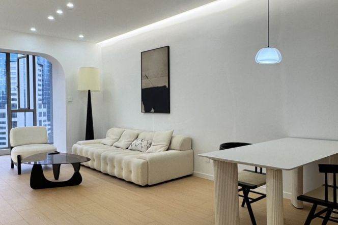 Simple & Beautiful 2BR + Big windows | Hanzhong rd metro L2/12/13  | Good view