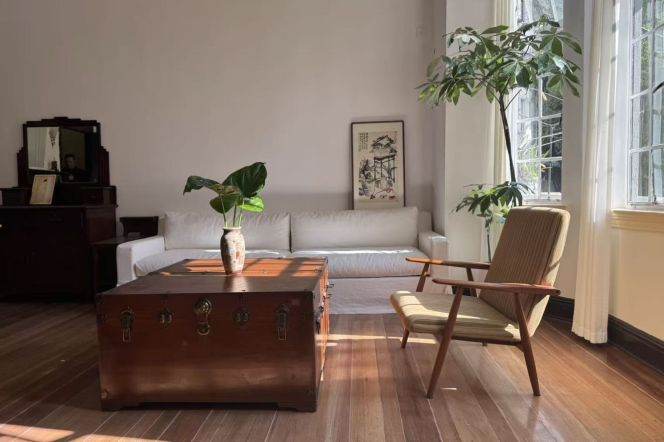 Green Views Appatment  w Full Privacy