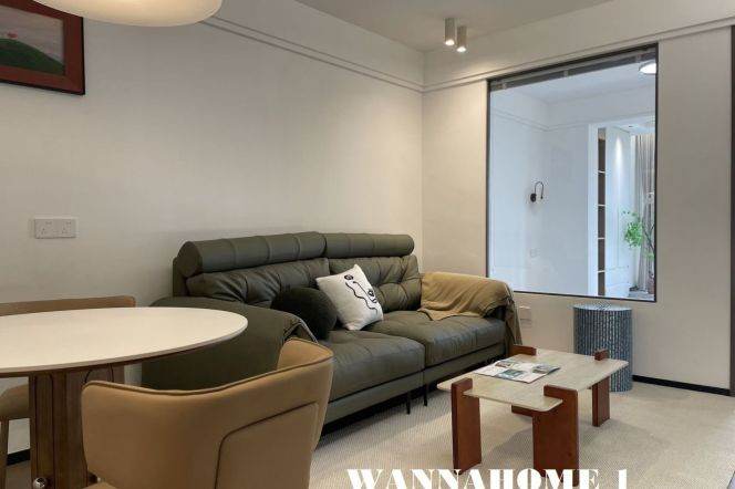 New&Modern&Spacious 2Bdrs 1Bath+Zhongshan Park+Awesome View+Top Compound