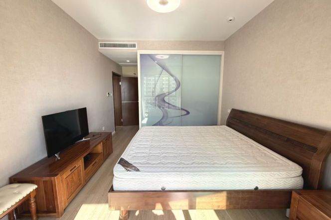 3 brs, 2 baths with balcony, 160 sqm @ Zhongtan metro L3&4