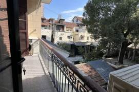 Nice 2br/2bt Balcony Flat in Changle Road