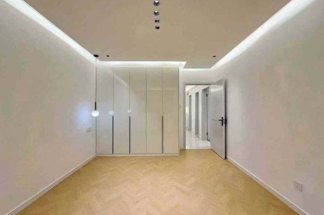 Langao rd cozy 2BR 1LR@L7,double south/Nice deco&location