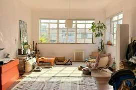 Bright 1br with huge livingroom near Wukang Mansion